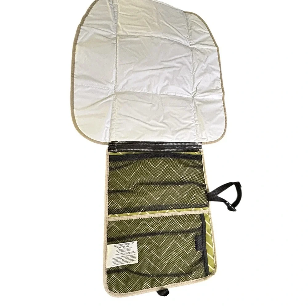 Peary Beary Baby Portable Changing Station Diaper Changing Pad Clutch Green NWT
